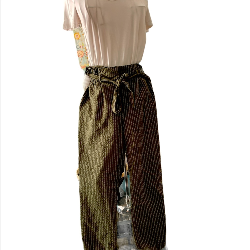 Dress these pants up or down.
